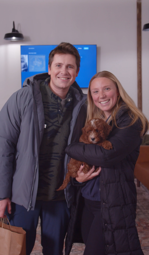 Pilesgrove Pups First-time puppy parents meeting their Mini Goldendoodle Puppy for the very first time… and yep, we’re emotional.  Trending Video